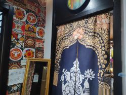 -威思丽高温瑜伽会馆