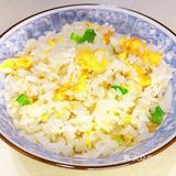 [馋]妈妈味道～一碗颗粒分明的蛋炒饭