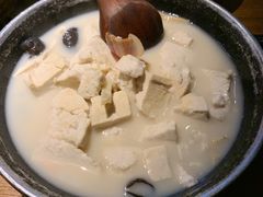 土家手掰柴火豆腐-吃饭皇帝大土家民族菜(正大广场店)
