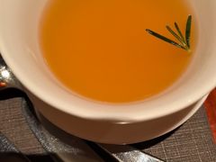 -杭州西子湖四季酒店-WL BISTRO西湖餐厅(灵隐路店)