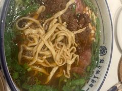 -镇南锅盖面馆(解放路店)