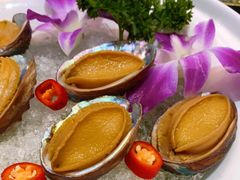 -铜锣湾·有麝自然香(渝北财富中心店)