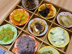 -轻蔬不用等·素食(江苏路店)