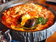 泡菜五花肉火锅-悦和餐厅(CBD玉米楼店)