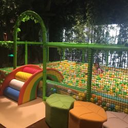 -奇幻丛林(佛罗伦萨小镇店)