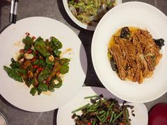 -闫府私房菜·百年鲁菜(恒隆店)