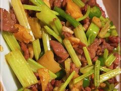 -巴依兄弟西域美食(机场店)