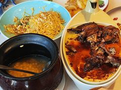 -八府香鸭·啫啫煲(华山路店)