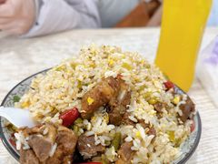 -老头爱马仕酸豇豆炒饭(丰富路店)