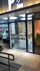 -PE SALON 