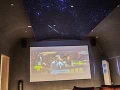 -涨巢·潮玩水疗局