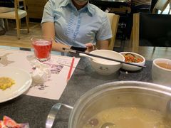 -名门潮牛·鲜牛肉海鲜火锅.烧烤自助餐厅(诚丰广场店)