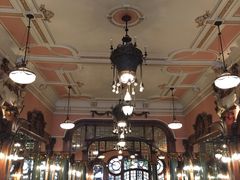 -Majestic Café