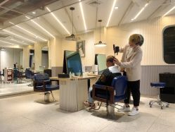 -PE SALON
