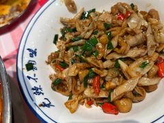-笨豆腐居民楼菜馆•江西小炒(天津开发区店)