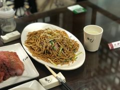 -粤色·老广州茶餐厅(河南商会大厦店)