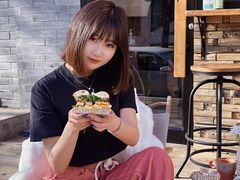 -Catch Bagel(芳草地店)