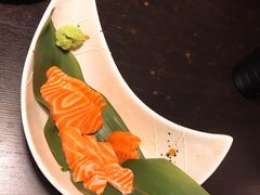 三文鱼刺身-日本料理神拉面