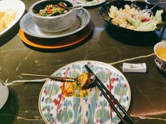 -海派悦庭·海胆烧麦·新融合菜(凯德广场店)