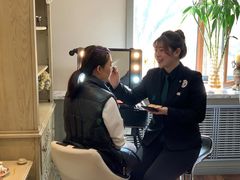 -维纳斯化妆摄影学校