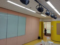 -卓美LAMDA戏剧演讲与培训中心(亚运村店)