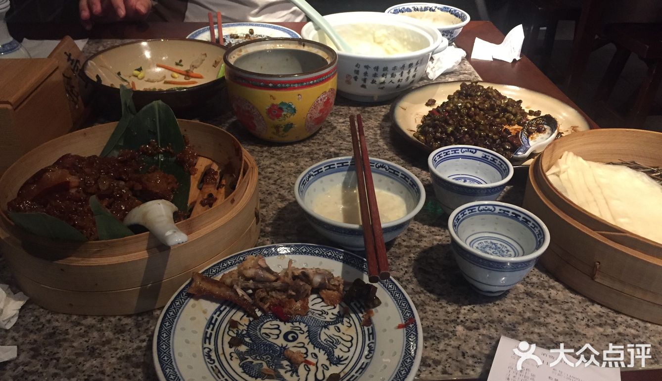 薄饼牛肉松那个不太建议点 里面有酸豆角