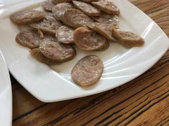 -溢心园香河肉饼总店