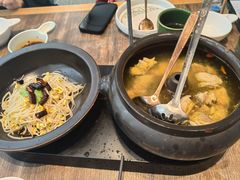 云海肴汽锅鸡-云海肴云南菜(浦江欢乐颂店)