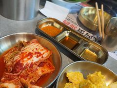 -草家酱蟹炭火烤肉店(珲春南路一店)