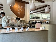 -VERIE BAKEHOUSE
