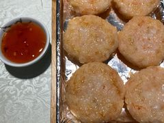 手打原汁鲜虾饼-维园悦谱·海派家常菜(乌鲁木齐南路店)