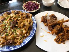 -壹阁胡羊焖饼(特色小吃街店)