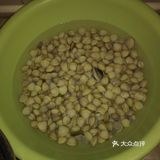 大人10元往返，小孩不要钱。我们自己走去的