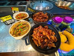-靠山屯东北农家菜(八龙桥雅苑店)