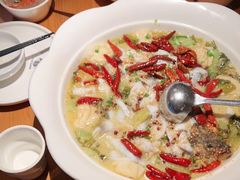 -江渔儿酸菜鱼专门店(明珠广场店)