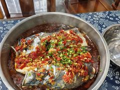 剁椒鱼头-记忆湘菜馆(芙蓉镇店)