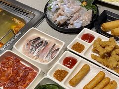 -海底捞火锅鲜切牛肉主题店(长寿路店)
