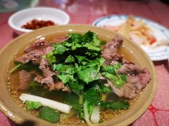 -谢老五跷脚牛肉·非遗传承店