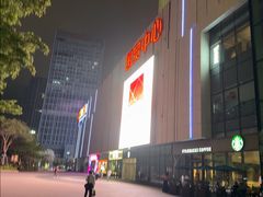 -银泰百货(厦门国贸中心店)