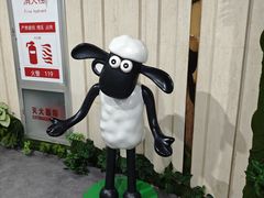 -武汉华夏国际影城(鲁广店)