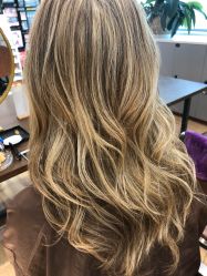 -意廊 Hair Salon