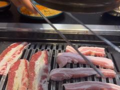 -臻牛烤肉