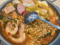 西式韩国部队火锅-牛信亭韩国料理·炭火烤肉(紫藤路店)