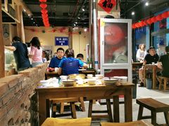 大堂-聚合鑫东北熏酱熟食麻辣面(长阳店)