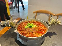 -万重锦·人文川菜馆(骡马市店)