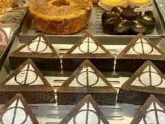 -好利来(上海虹桥新天地Lab主题店)