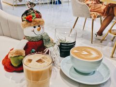 -Fridi Patisserie Cafe