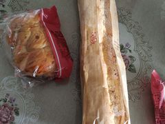 -红宝石·鲜奶小方·海派西点房(丰庄店)