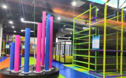 -蹦贝运动中心·蹦床·攀岩·闯关(龙岗店)