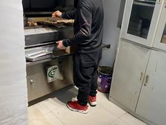 -岳文生烧烤